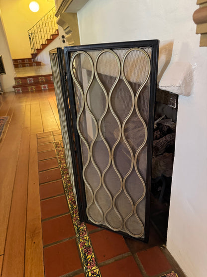 Mesh Fire Screen Mystic Gold with Vintage Finish