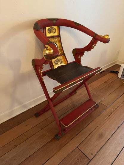Japanese Horse Shoe Folding Chair